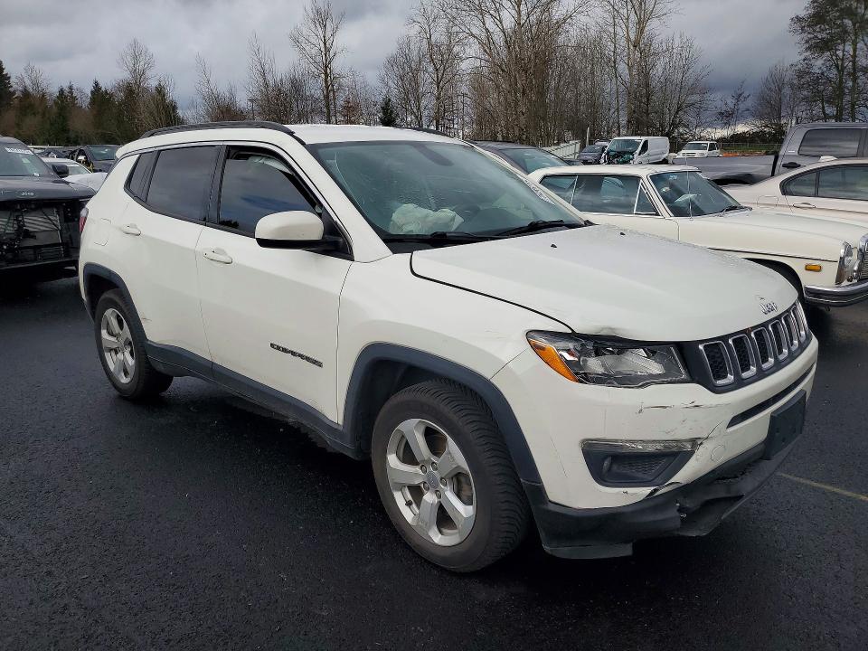 Photo 4 from auction – 2018 JEEP COMPASS with VIN 3C4NJCBB9JT376767
