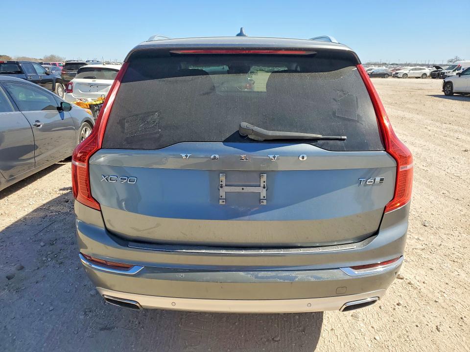 صورة رقم 6 من المزاد - 2018 VOLVO XC90 T6 مع VIN YV4A22PL9J1373072