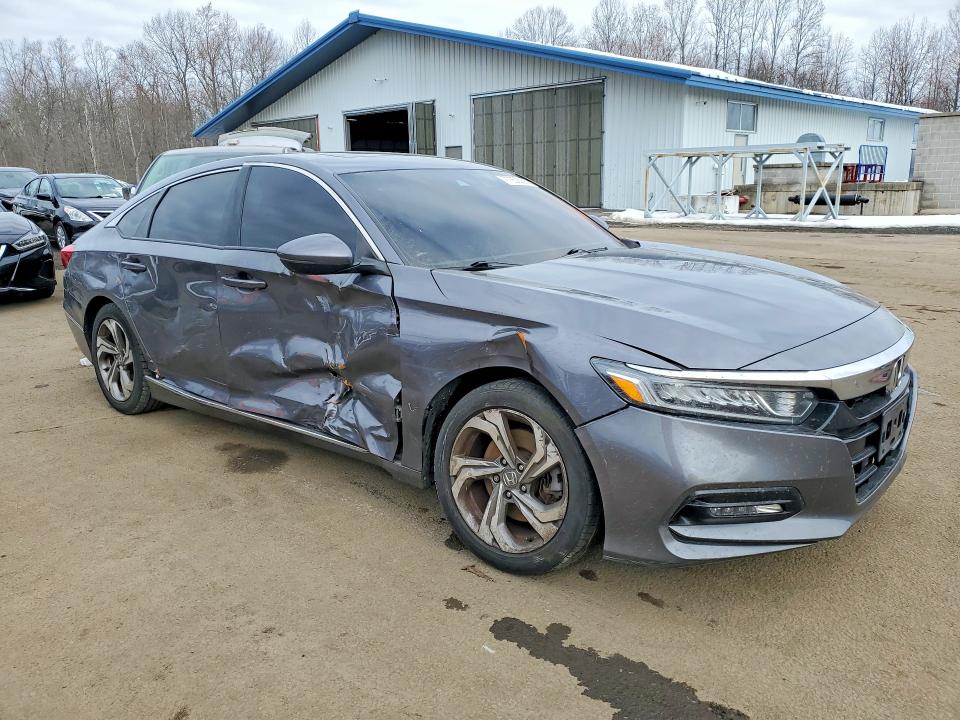 Photo 4 from auction – 2018 HONDA ACCORD with VIN 1HGCV2F57JA010096