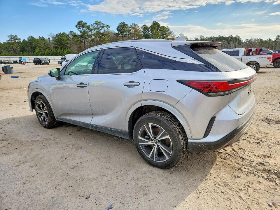 Photo 2 from auction – 2023 LEXUS RX 350 with VIN 2T2BAMBA4PC008424