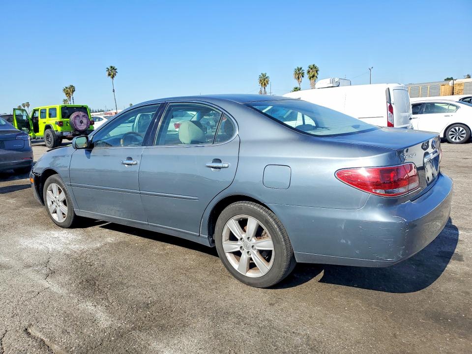 Photo 2 from auction – 2005 LEXUS ES with VIN JTHBA30G355088734