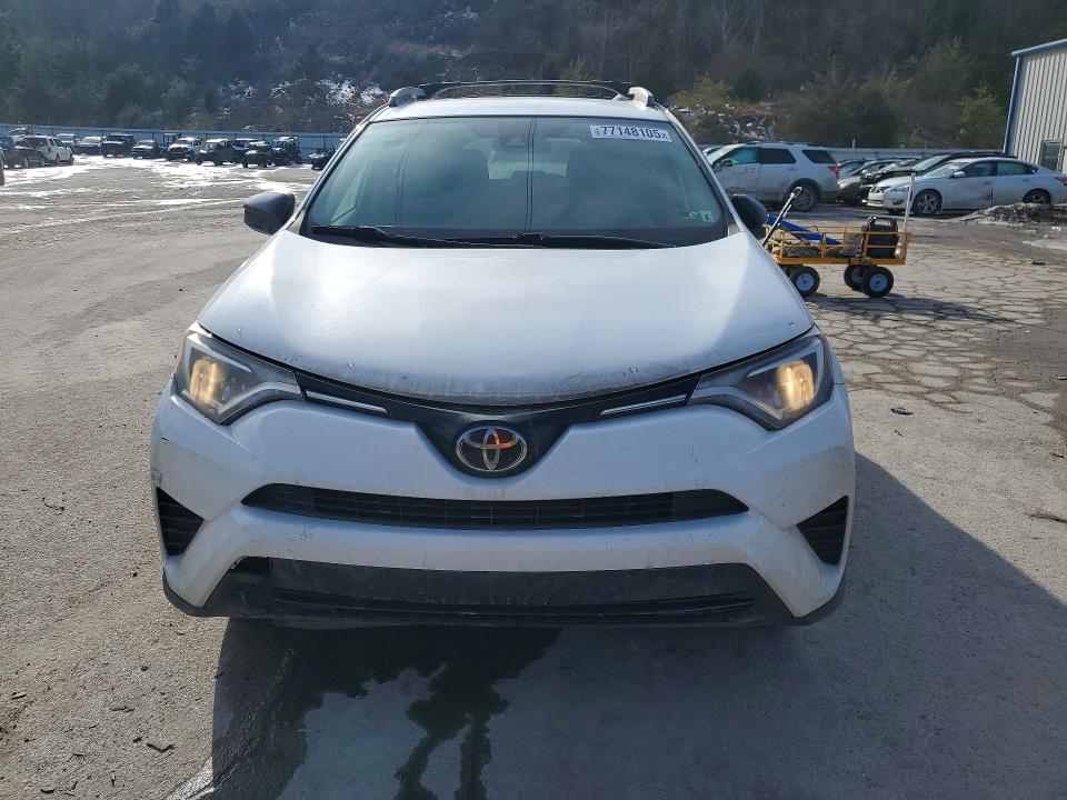 Фото 5 с аукциона – 2017 TOYOTA RAV4 LE с VIN 2T3BFREV6HW605616