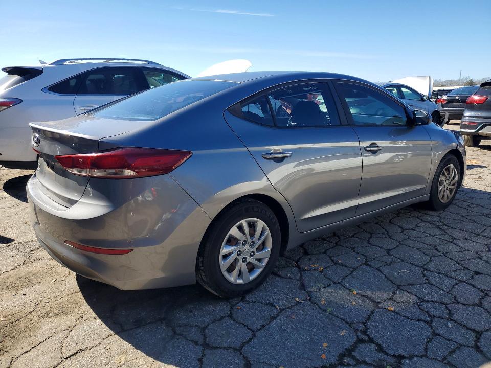 Photo 3 from auction – 2018 HYUNDAI ELANTRA with VIN KMHD74LF1JU613237