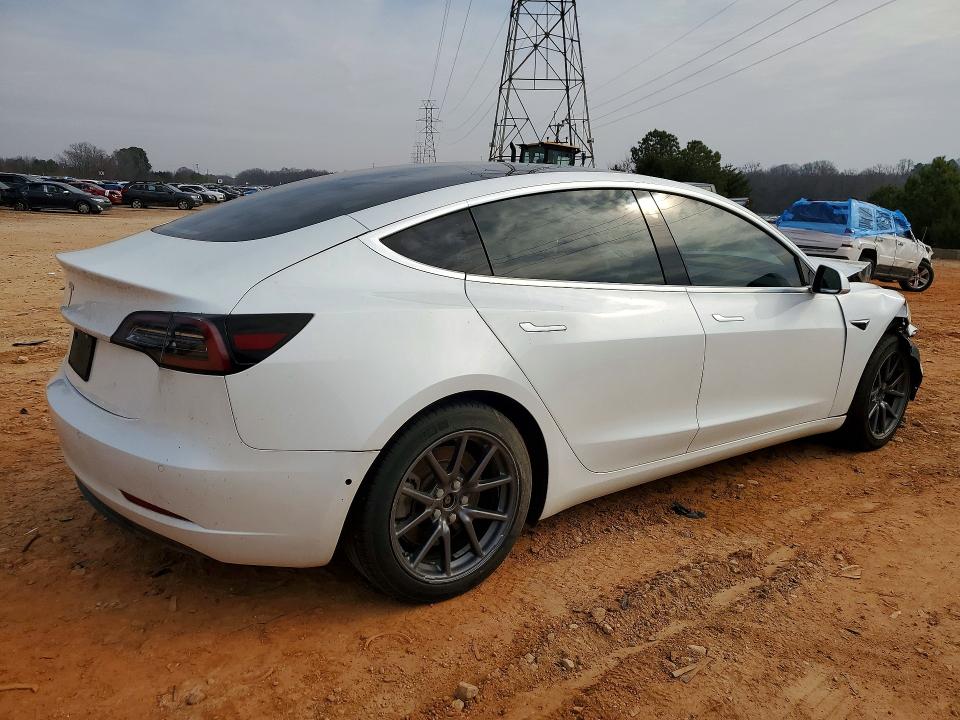 Photo 3 from auction – 2020 TESLA 3 with VIN 5YJ3E1EA0LF597842