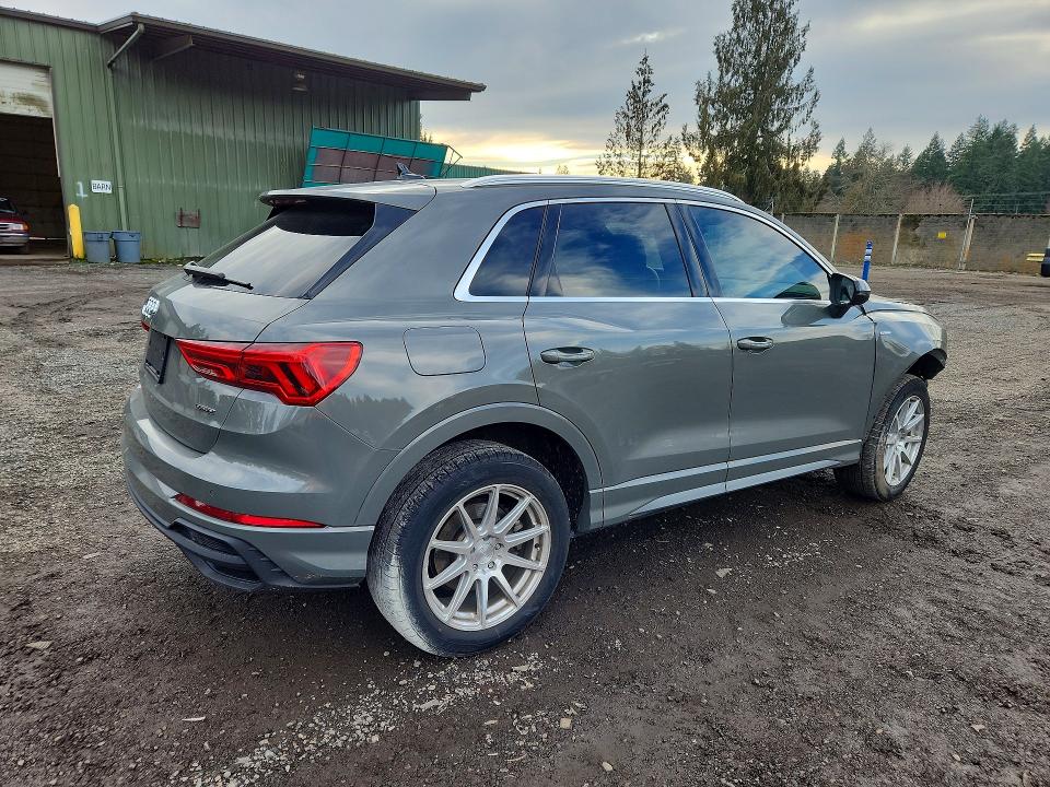 Photo 3 from auction – 2022 AUDI Q3 PREMIUM with VIN WA1DECF37N1148339