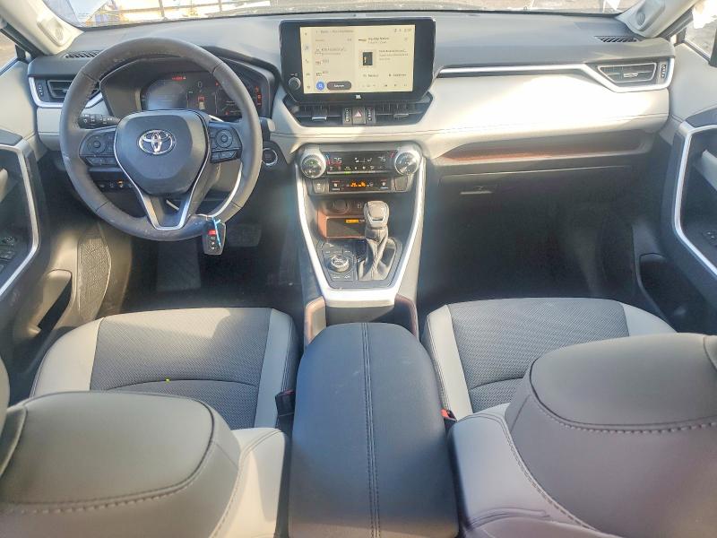 Photo 8 from auction – 2025 TOYOTA RAV4 with VIN 2T3N1RFV2SW606375
