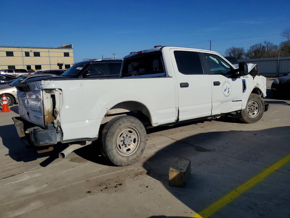 Photo 3 from auction – 2021 FORD F250 SUPER with VIN 1FT7W2A67MED23949
