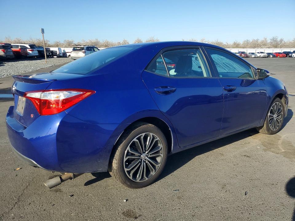 Фото 3 с аукциона – 2015 TOYOTA COROLLA с VIN 5YFBURHE5FP362289