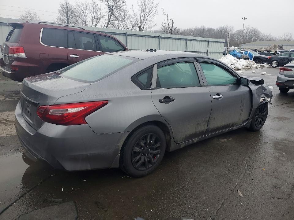 Photo 3 from auction – 2017 NISSAN ALTIMA with VIN 1N4AL3AP7HC116918