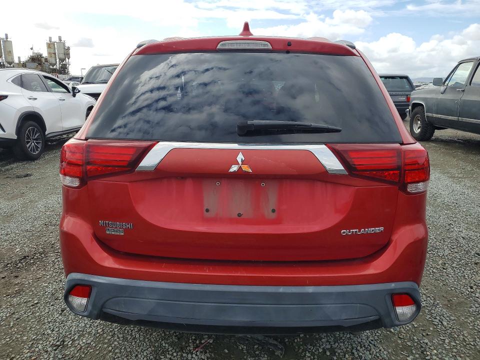 Photo 6 from auction – 2018 MITSUBISHI OUTLANDER with VIN JA4AD3A35JZ046966