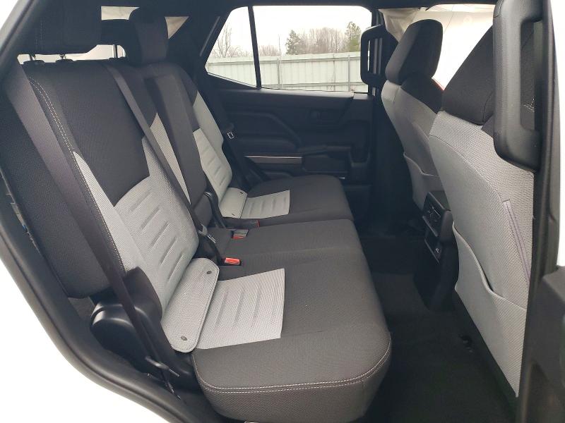 Фото 11 с аукциона – 2025 TOYOTA 4RUNNER с VIN JTEVA5BR9S5046844