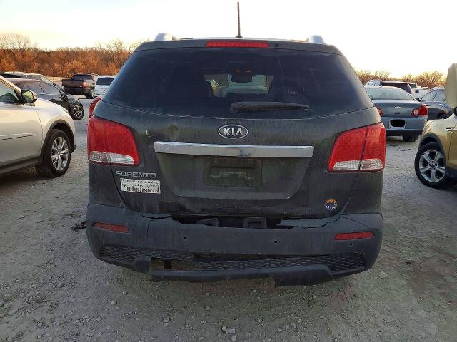 Photo 6 from auction – 2011 KIA SORENTO with VIN 5XYKT3A18BG106489