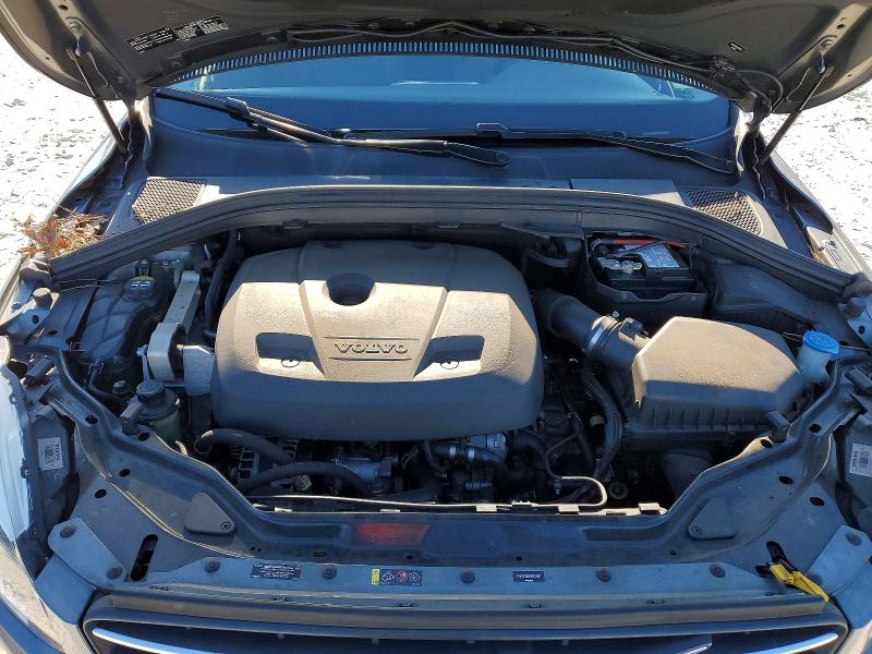 Photo 12 from auction – 2017 VOLVO XC60 with VIN YV440MRU8H2039186