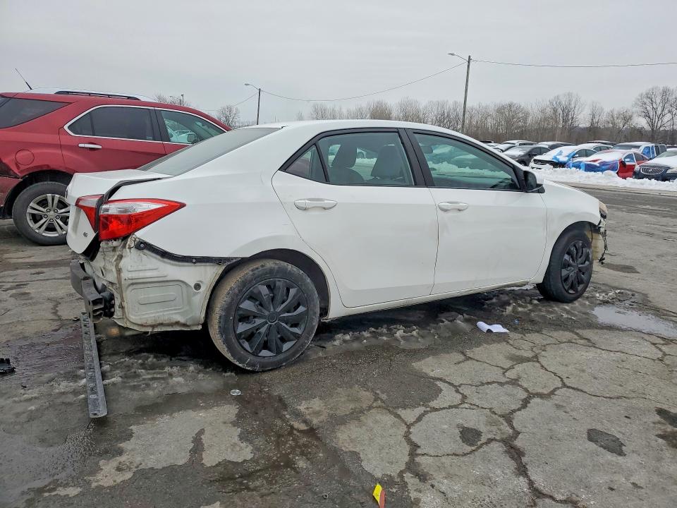 Photo 3 from auction – 2014 TOYOTA COROLLA with VIN 5YFBURHE6EP093315