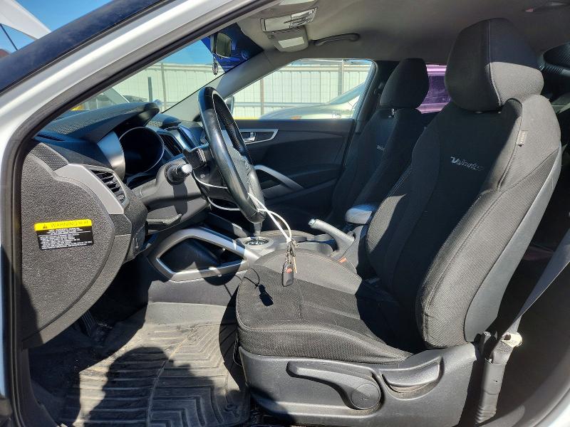 Photo 7 from auction – 2017 HYUNDAI VELOSTER with VIN KMHTC6AD6HU311134