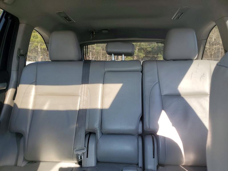 Photo 10 from auction – 2018 TOYOTA HIGHLANDER with VIN 5TDKZRFH5JS289021