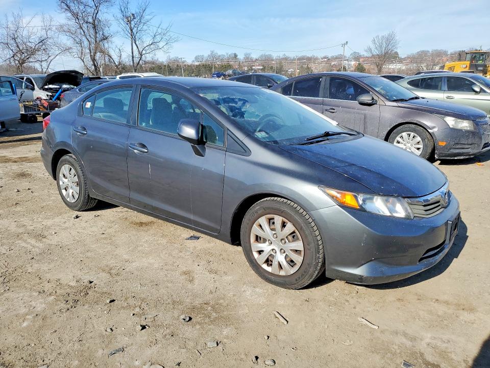 Photo 4 from auction – 2012 HONDA CIVIC with VIN 2HGFB2F52CH558095