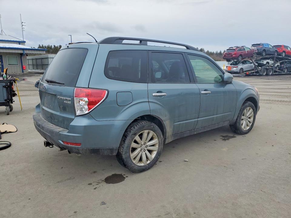 Photo 3 from auction – 2012 SUBARU FORESTER with VIN JF2SHADC7CH463563