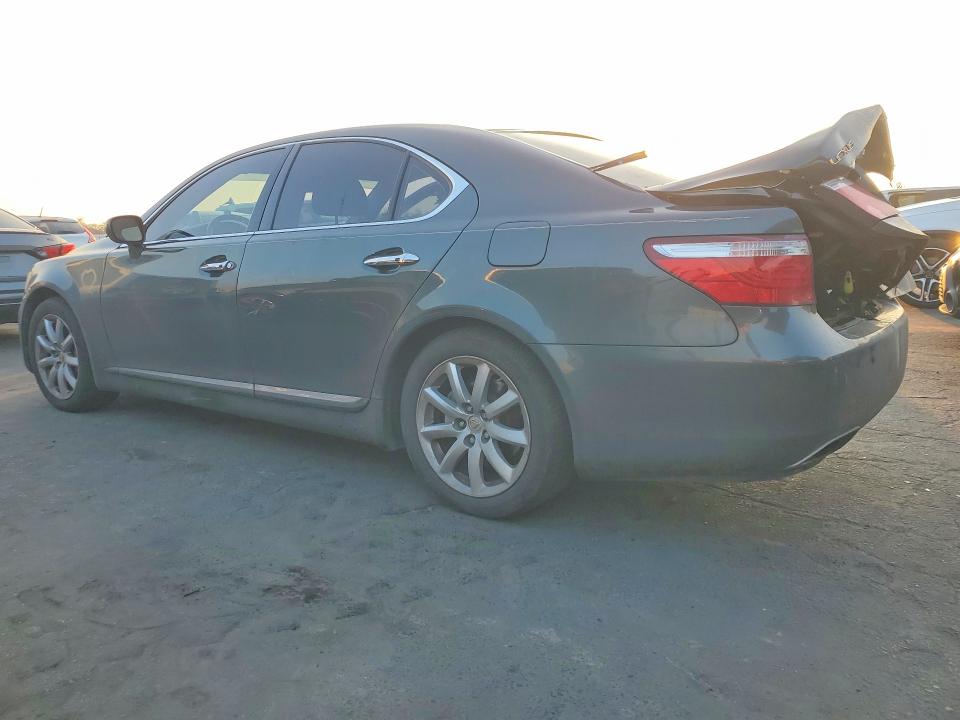 Photo 2 from auction – 2007 LEXUS LS 460 with VIN JTHBL46F675014497