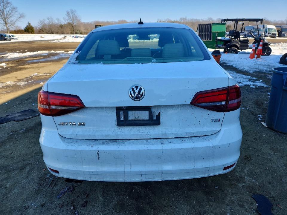 Photo 6 from auction – 2017 VOLKSWAGEN JETTA with VIN 3VWDB7AJ3HM282121