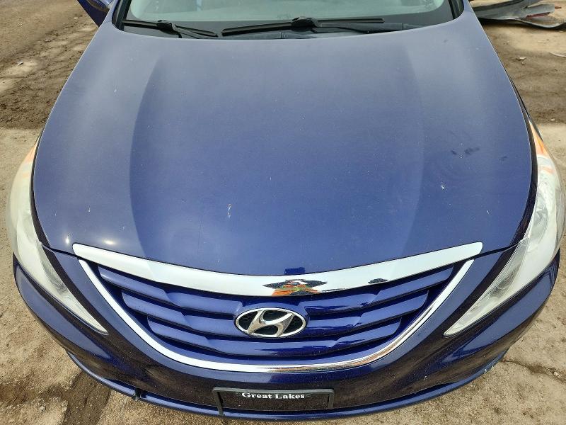 Photo 11 from auction – 2011 HYUNDAI SONATA with VIN 5NPEB4AC6BH105244