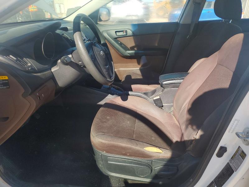 Фото 7 с аукциона – 2010 KIA FORTE с VIN KNAFU4A28A5212071