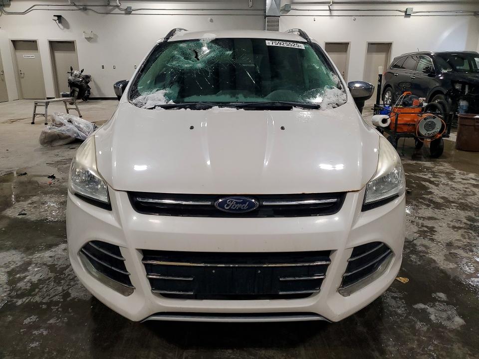 Photo 5 from auction – 2015 FORD ESCAPE SE with VIN 1FMCU9G95FUB98548