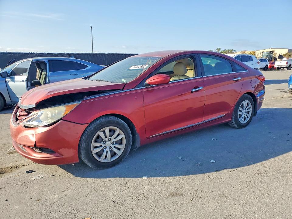 HYUNDAI SONATA 2012 with VIN 5NPEB4AC7CH483378 - Photo from auction