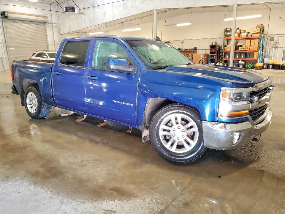 Photo 4 from auction – 2017 CHEVROLET SILVERADO with VIN 3GCUKREC3HG459890