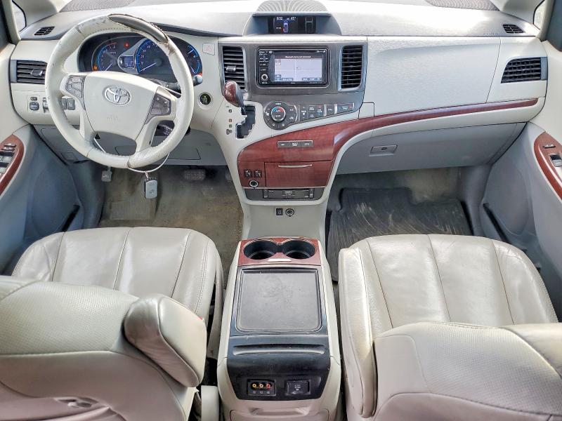 Photo 8 from auction – 2013 TOYOTA SIENNA with VIN 5TDYK3DC4DS401086