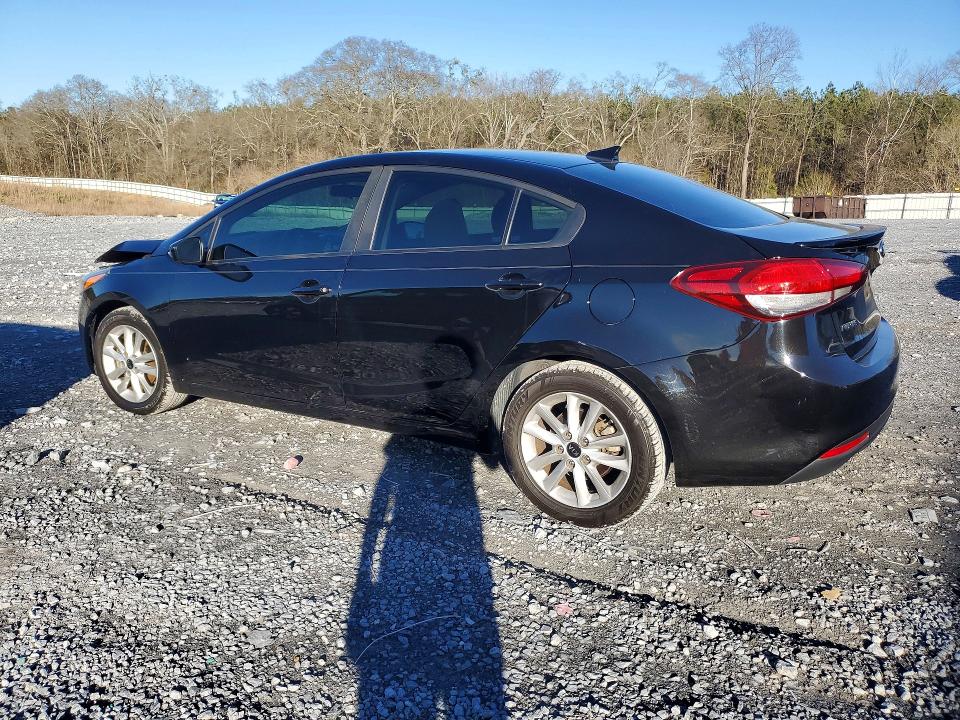 Photo 2 from auction – 2017 KIA FORTE LX with VIN 3KPFL4A72HE097872