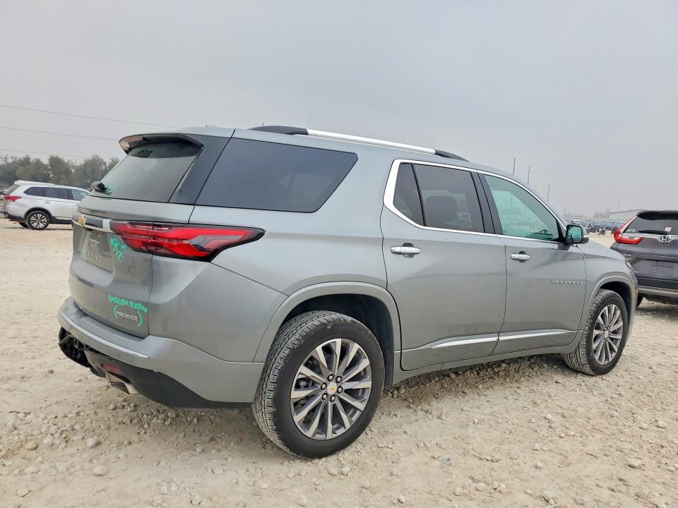 Photo 3 from auction – 2023 CHEVROLET TRAVERSE with VIN 1GNERKKW1PJ336356