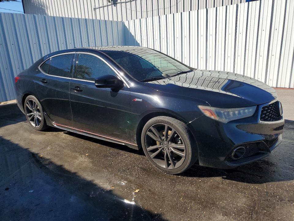 Photo 4 from auction – 2018 ACURA TLX with VIN 19UUB2F67JA013134