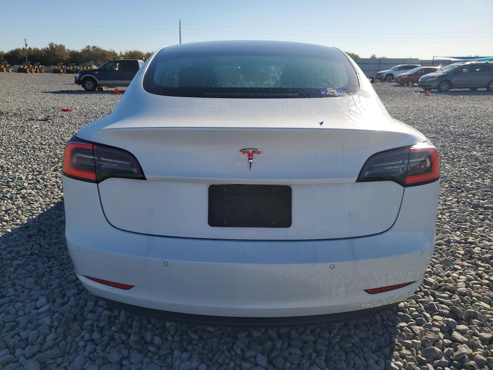 Photo 6 from auction – 2019 TESLA MODEL 3 with VIN 5YJ3E1EA2KF208407