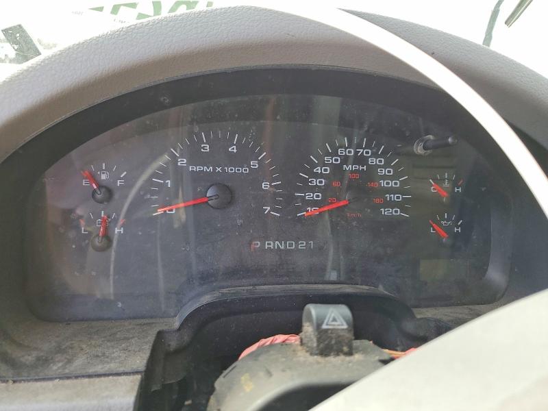 Photo 9 from auction – 2005 FORD F150 with VIN 1FTRX12W75NB03632