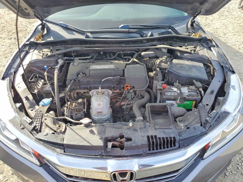 Photo 11 from auction – 2015 HONDA ACCORD EXL with VIN 1HGCR2F83FA230826