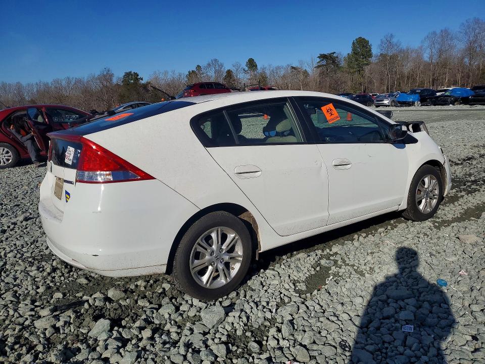 Photo 3 from auction – 2011 HONDA INSIGHT with VIN JHMZE2H73BS001736