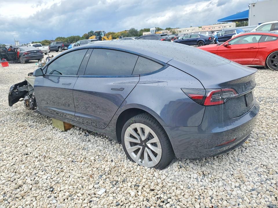 Photo 2 from auction – 2022 TESLA MODEL 3 with VIN 5YJ3E1EA2NF331323