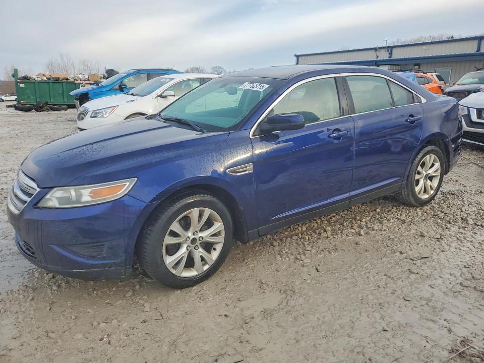 FORD TAURUS SEL 2011 with VIN 1FAHP2HW5BG139768 - Photo from auction