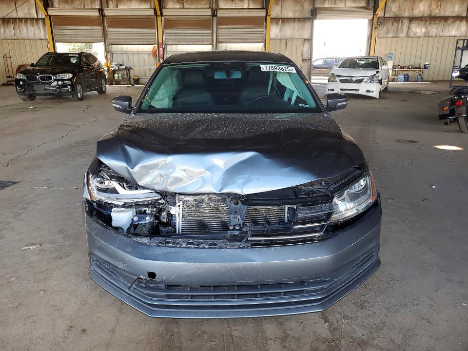Photo 5 from auction – 2017 VOLKSWAGEN JETTA with VIN 3VWDB7AJ3HM343161