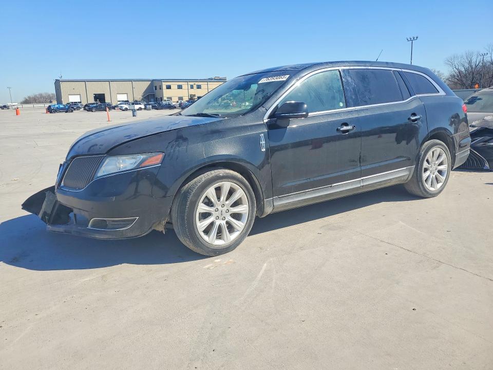 Фото 1 с аукциона – 2015 LINCOLN MKT с VIN 2LMHJ5FK5FBL01490