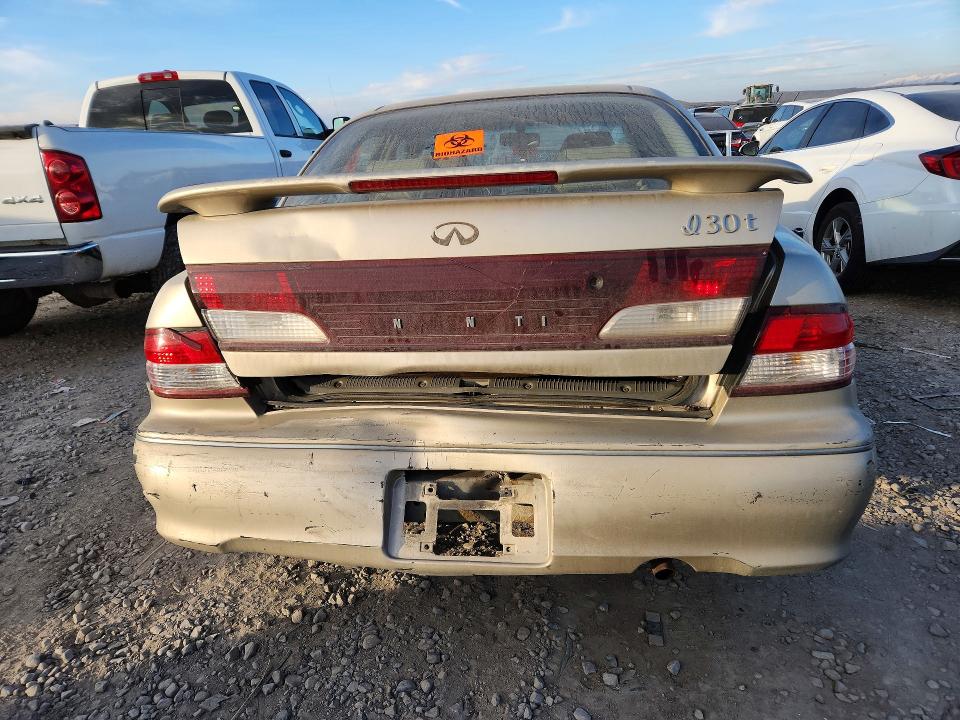 Photo 6 from auction – 1999 INFINITI I30 with VIN JNKCA21A7XT751830