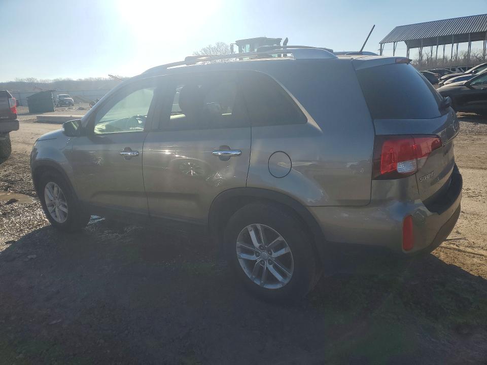 Photo 2 from auction – 2014 KIA SORENTO with VIN 5XYKT3A64EG470196