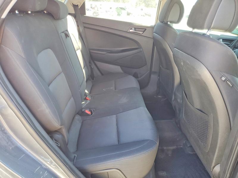 Photo 11 from auction – 2017 HYUNDAI TUCSON LIM with VIN KM8J33A40HU449192