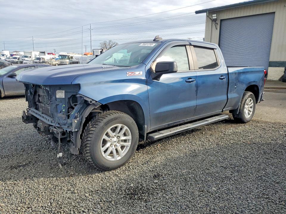 CHEVROLET SILVERADO 2020 with VIN 3GCUYEET3LG270737 - Photo from auction