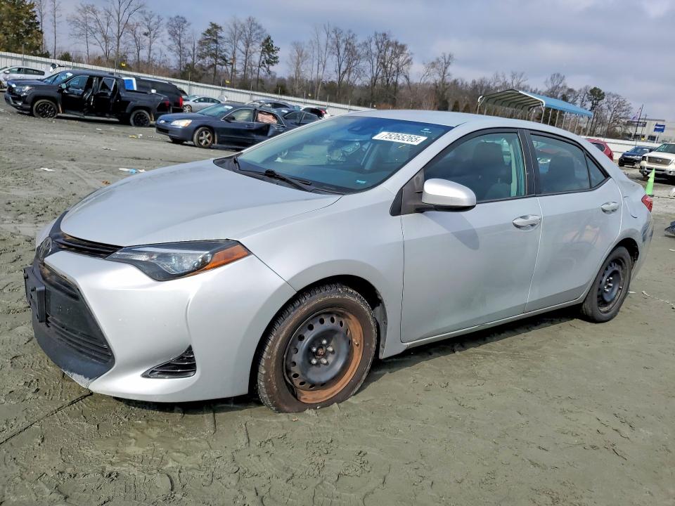 TOYOTA COROLLA L 2018 with VIN 2T1BURHE9JC069648 - Photo from auction