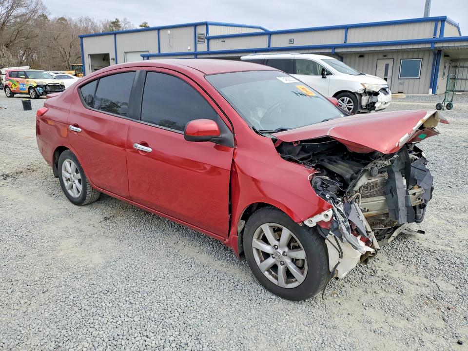 Zdjęcie 4 z aukcji – 2014 NISSAN VERSA z VIN 3N1CN7AP2EL843813