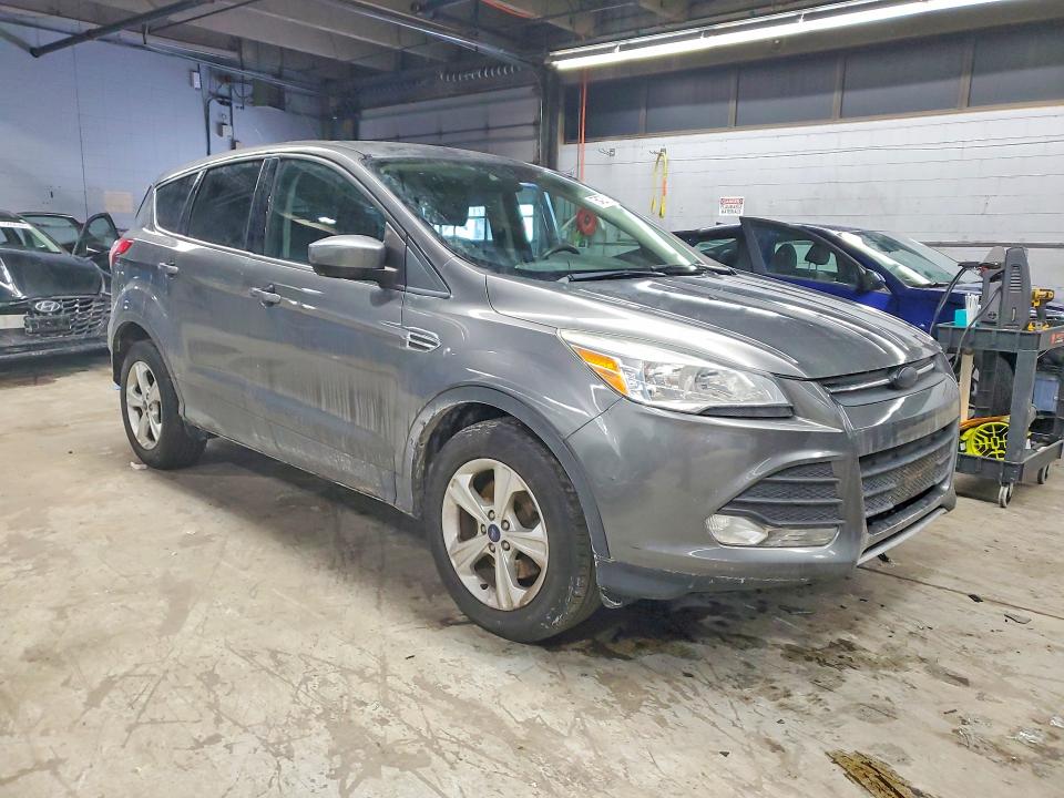 Photo 4 from auction – 2014 FORD ESCAPE SE with VIN 1FMCU9GX2EUC82260