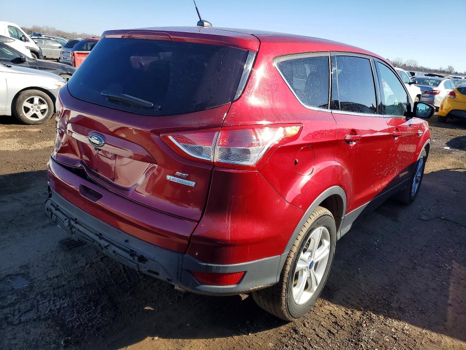 Photo 3 from auction – 2014 FORD ESCAPE with VIN 1FMCU0GX5EUD30040