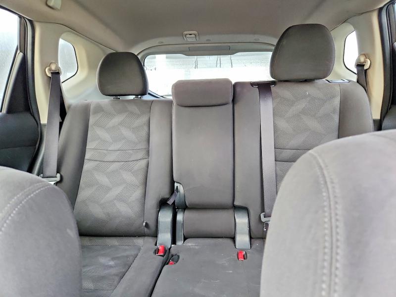 Photo 10 from auction – 2016 NISSAN ROGUE S with VIN KNMAT2MV7GP671793